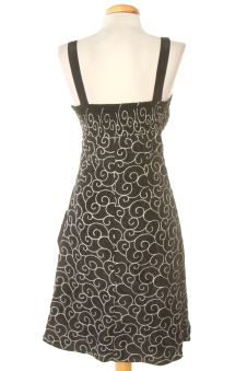 Robe 38 Veneno en la piel