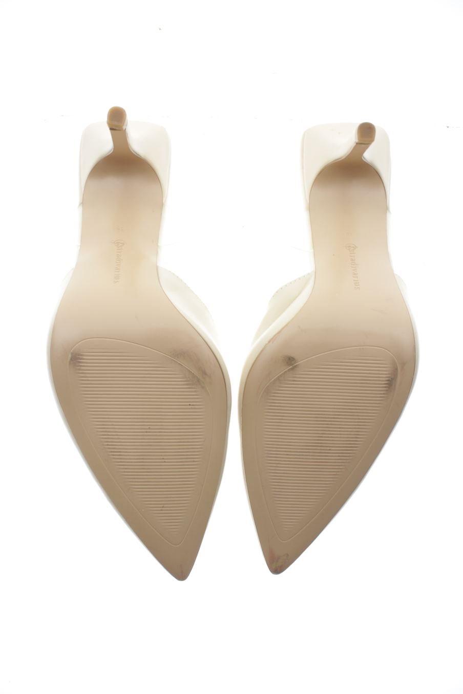 Sandalias tacon de Stradivarius de la talla 39, de color beige de