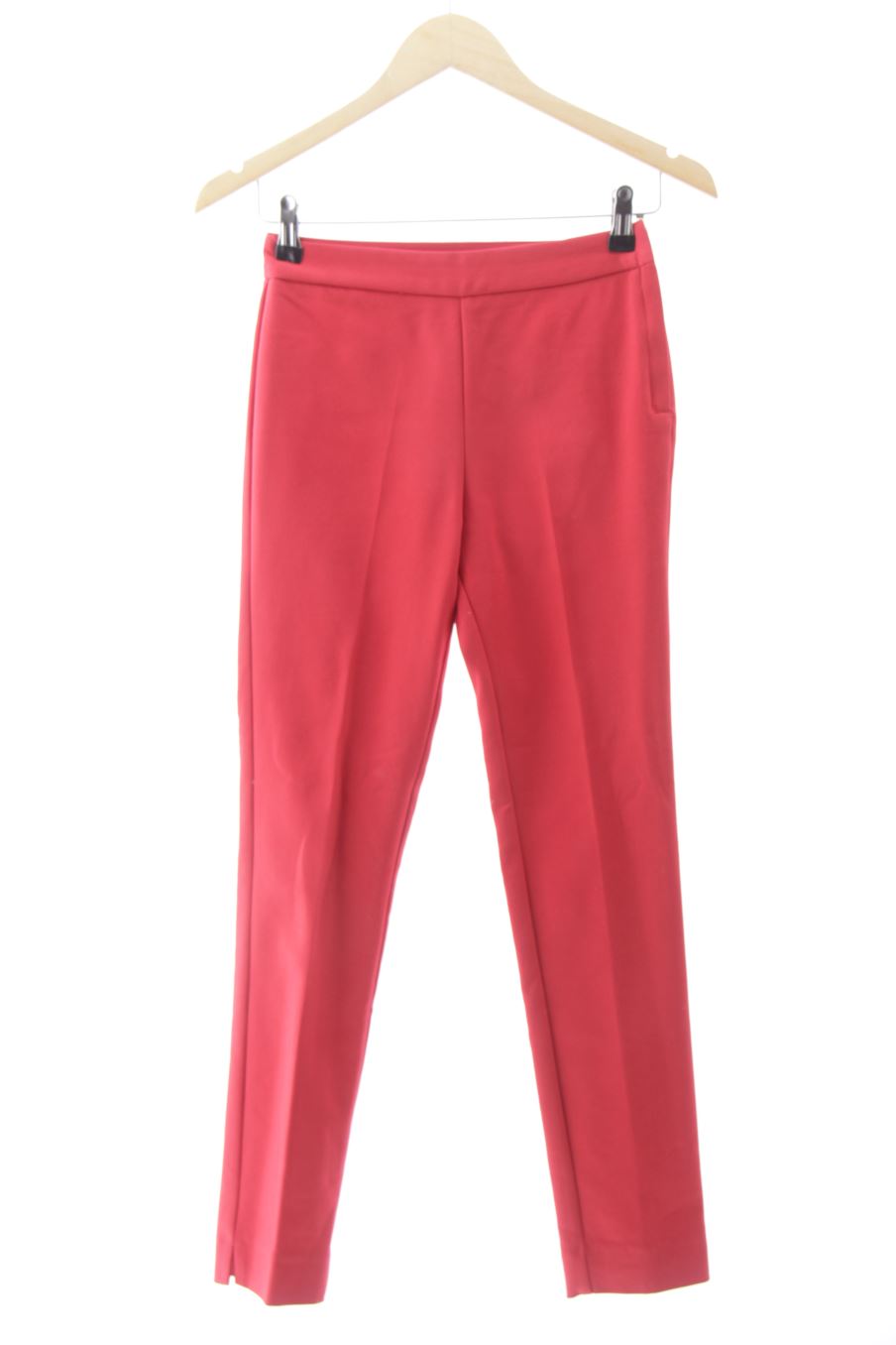 Pantalon Stradivarius de la taille 34, de couleur rouge