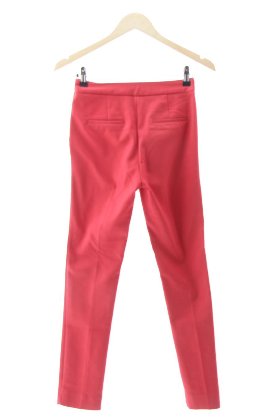Pantalon Stradivarius de la taille 34, de couleur rouge