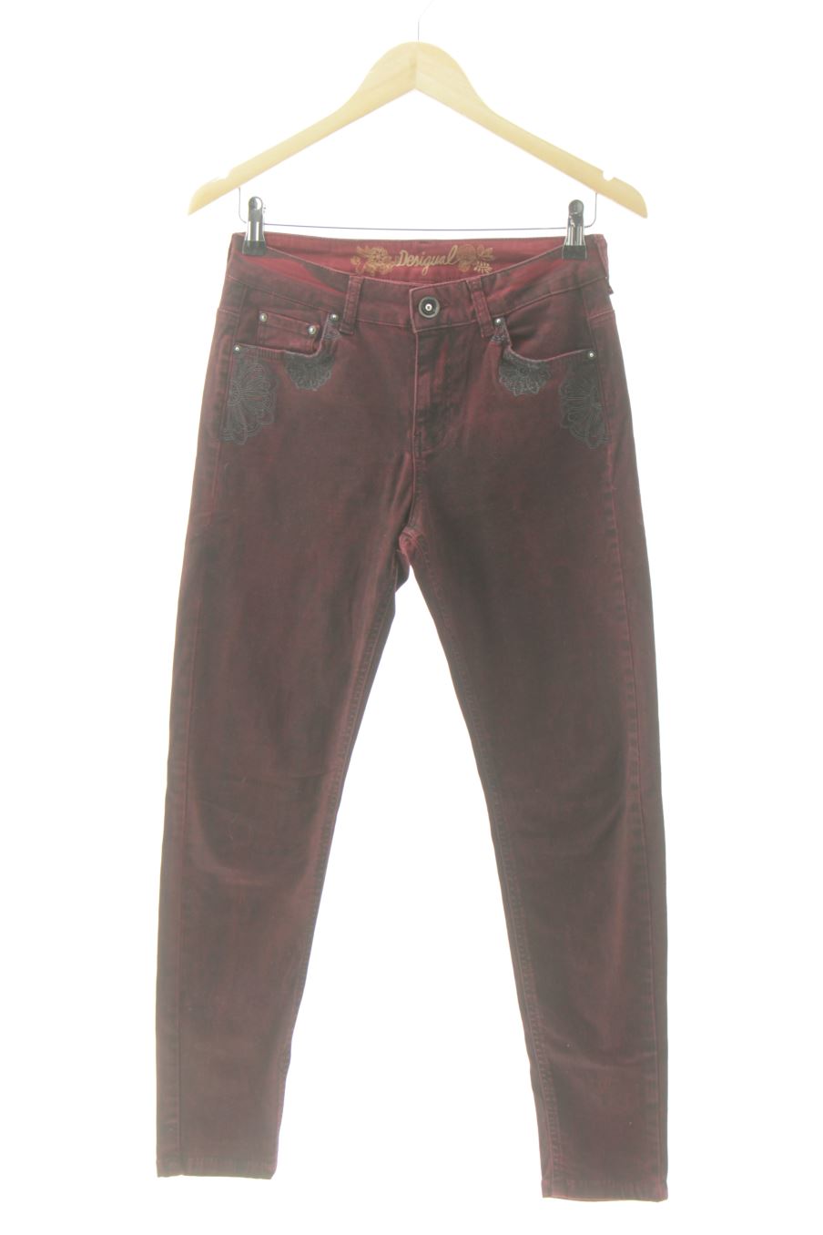 Jeans Desigual de la taille 38, de couleur bordeaux