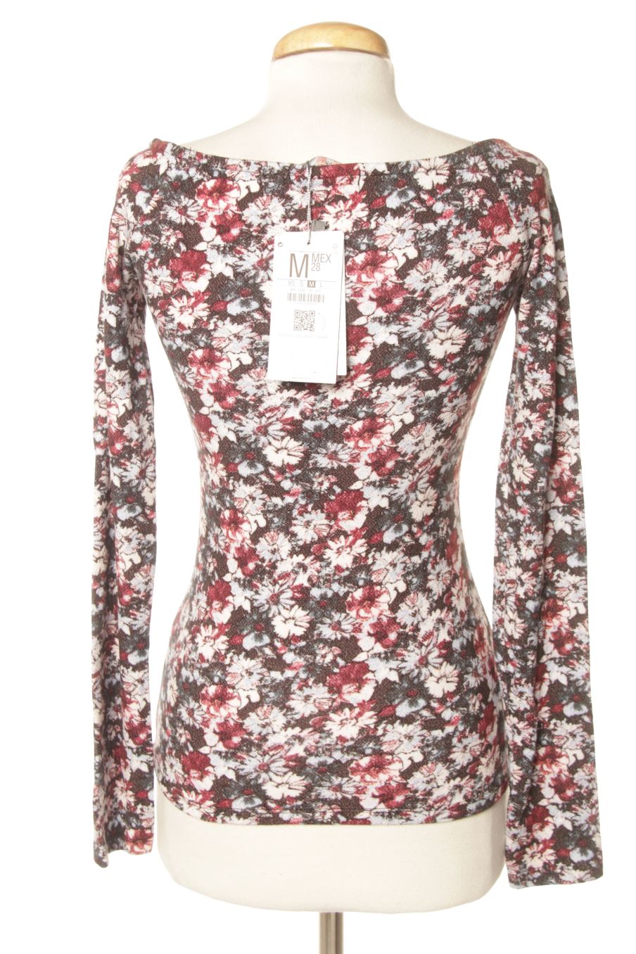 Top de Bershka de la talla M, de color fiori