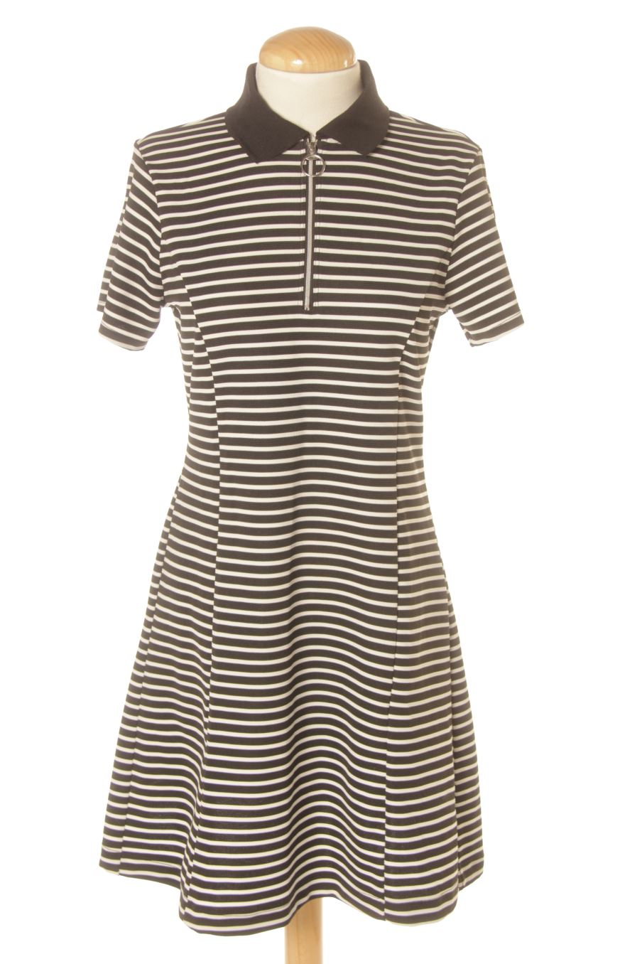 Robe casual Abercrombie & Fitch de la taille S, de couleur rayures