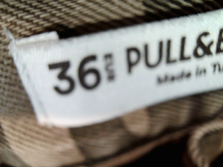 Jeans Pull & Bear de la taille 36, de couleur imprimés de denim