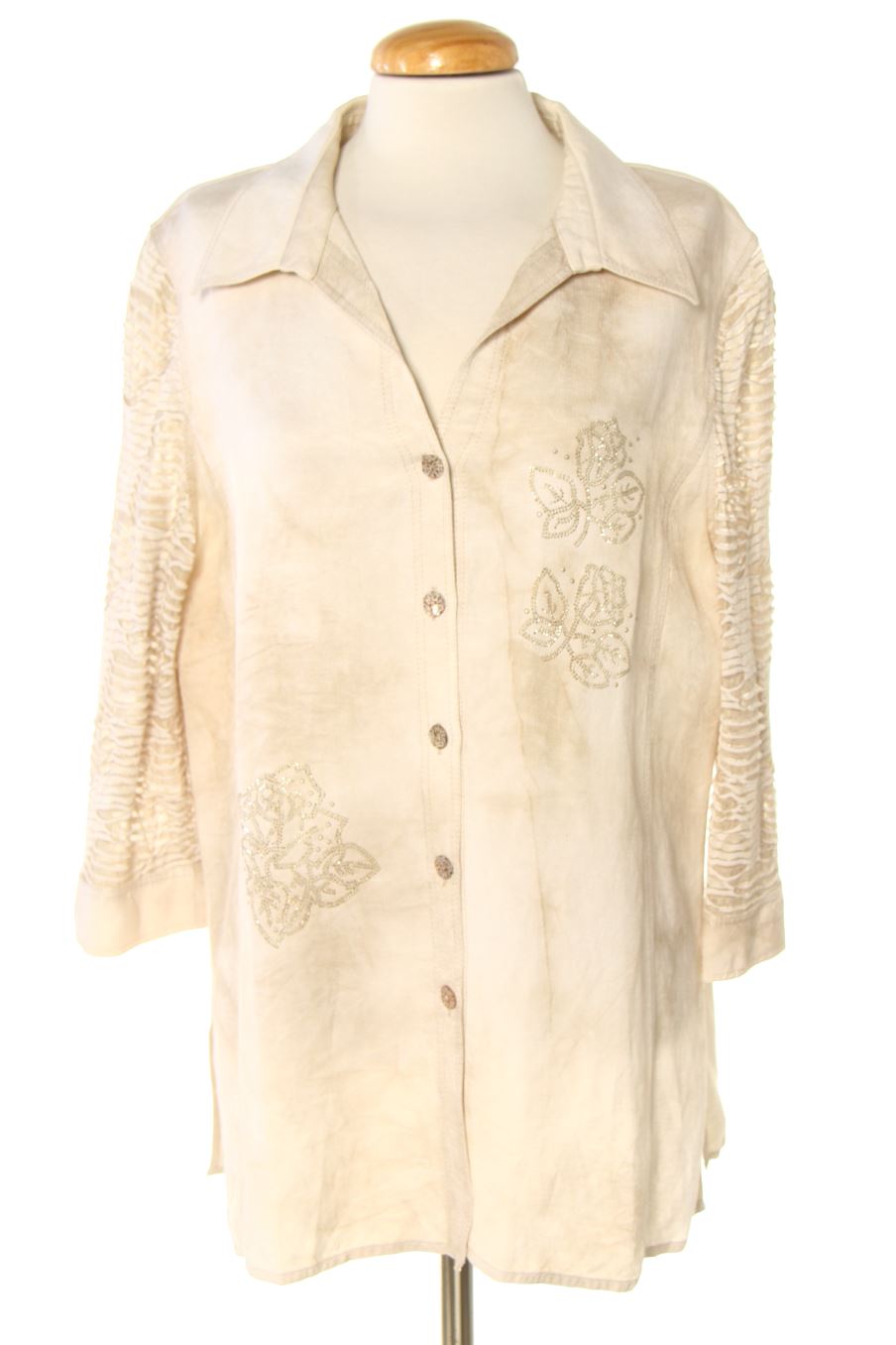 Camisa de Adela Pastor de la talla 46, de color beige