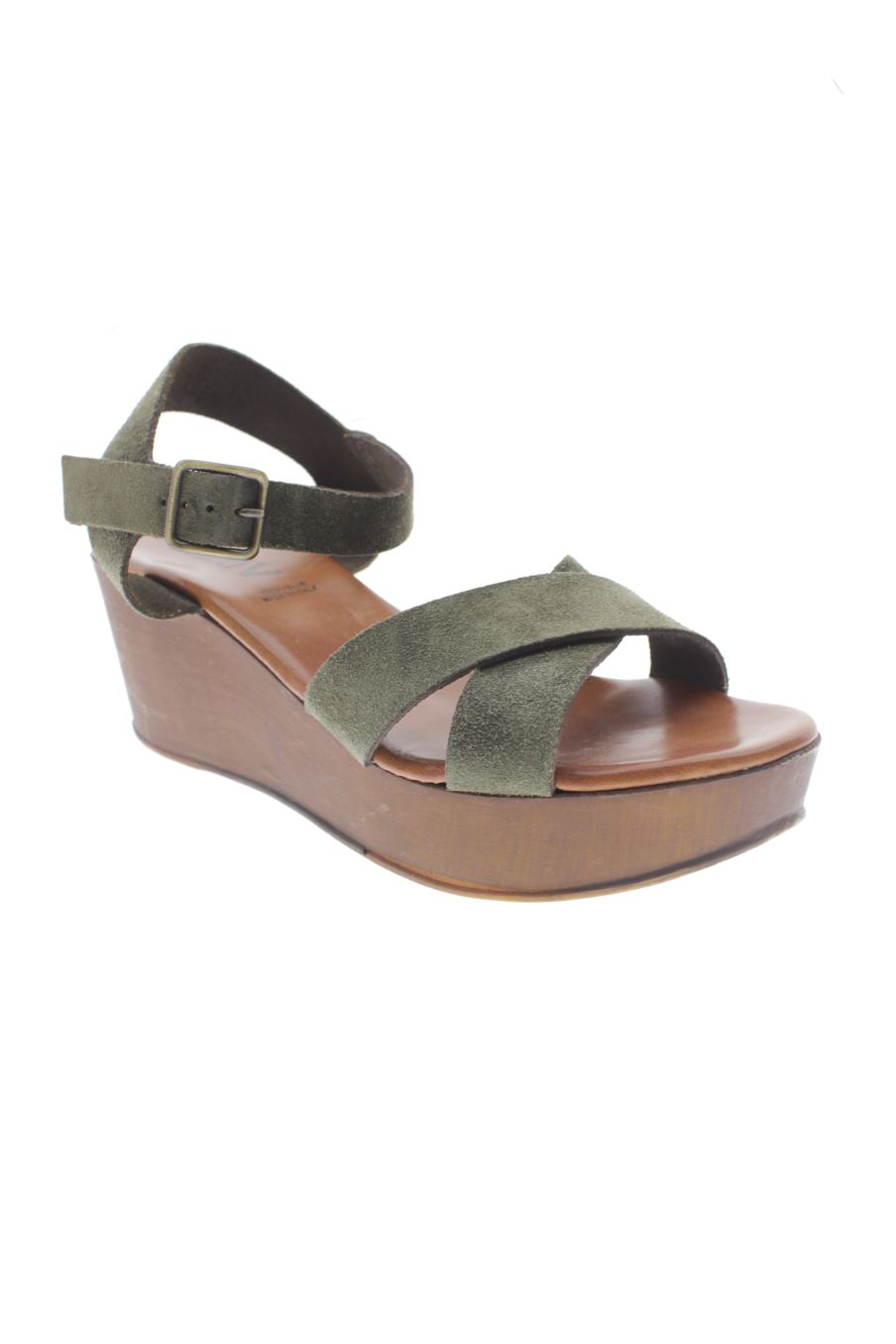 Sandalias tacon de 220V de la talla 37, de color verde de