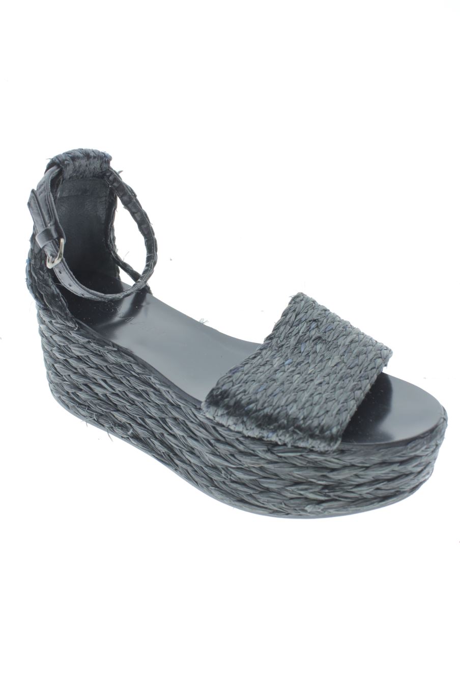 Plataformas de Zara de la talla 37, de color negro de