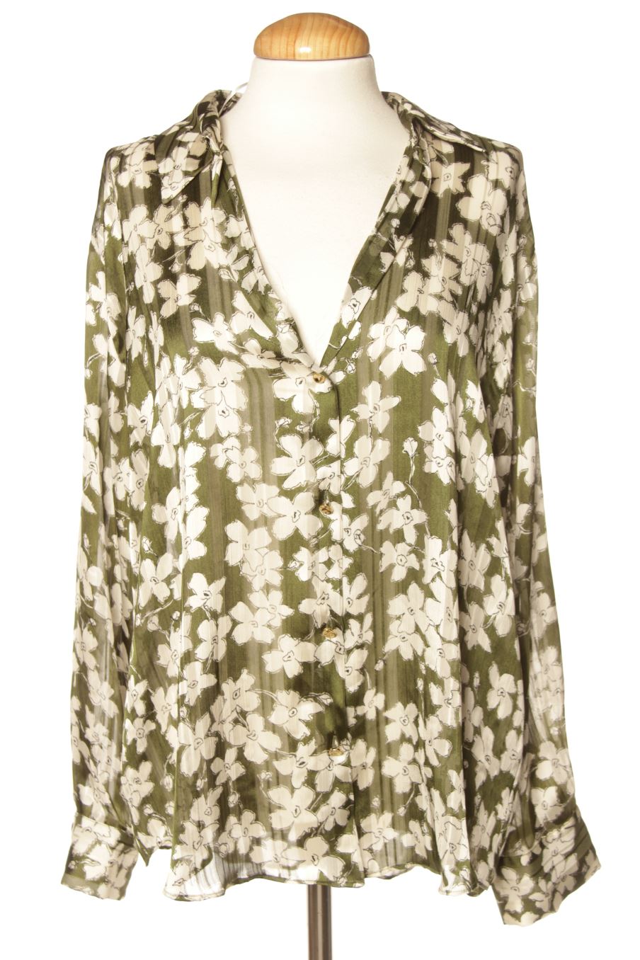 Camisa de Zara de la talla L, de color flores