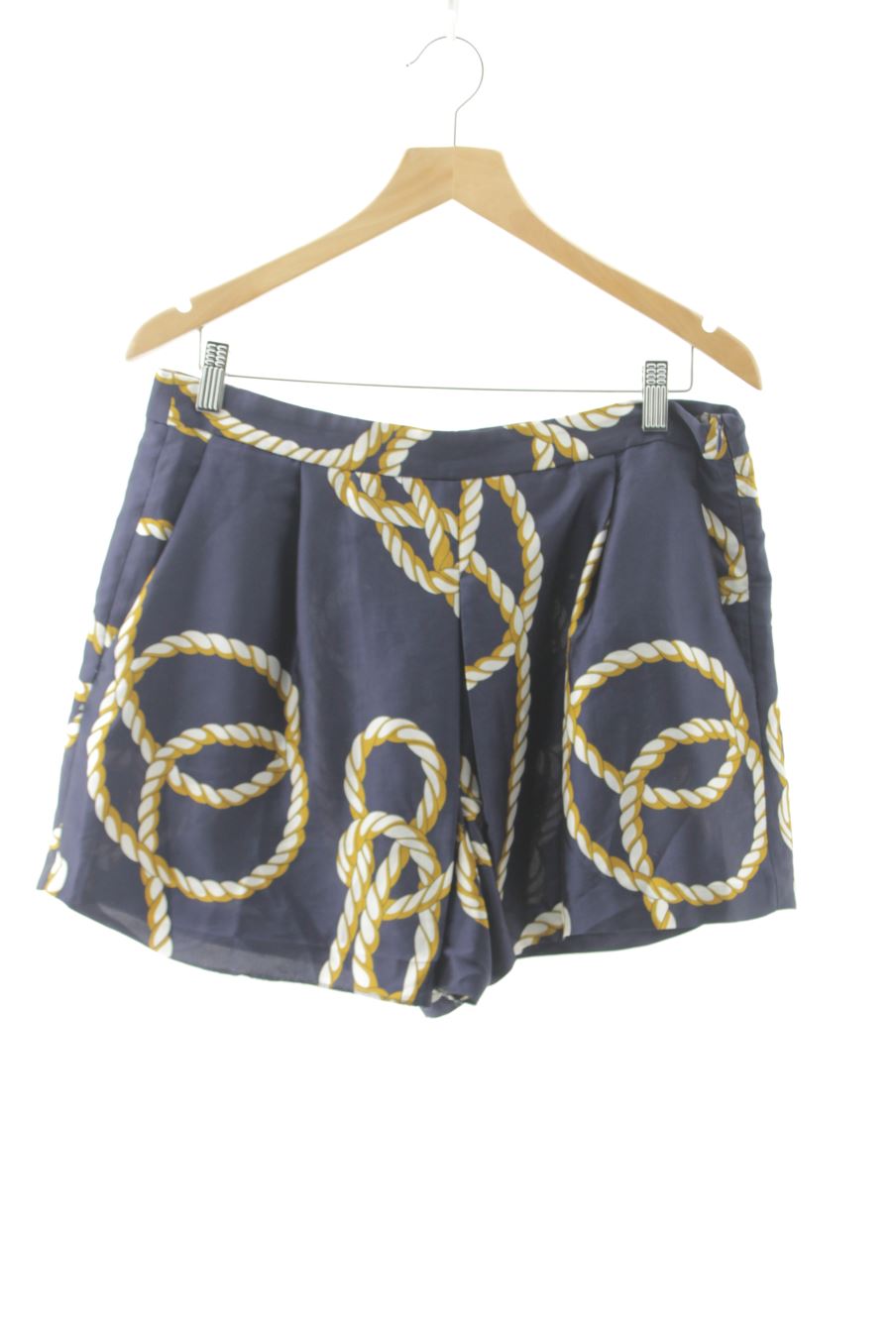 Shorts Zara de la taille XL, de couleur imprimés