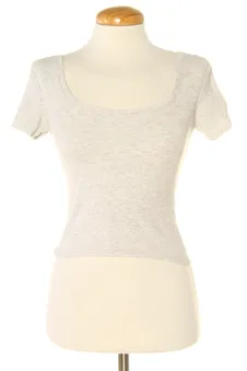 T-shirt S Bershka, photo 1 sur 2
