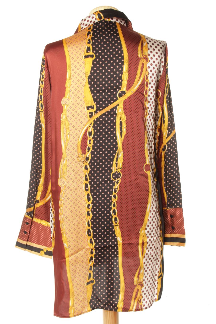 Camisa de Trf (ZARA) de la talla S, de color estampado