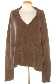 Sweat L DIVIDED EXCLUSIVE