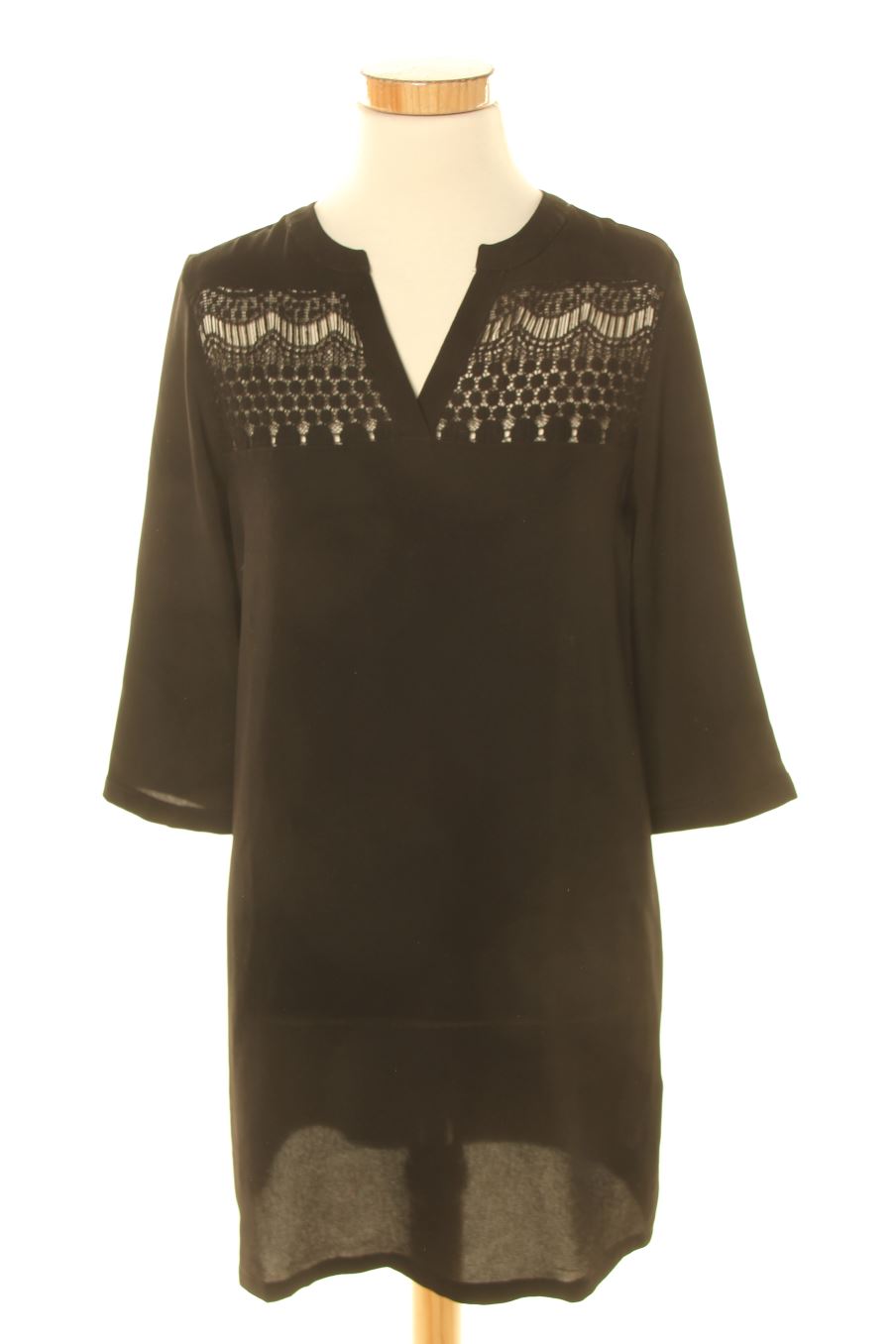 Robe casual Only de la taille 34, de couleur noir
