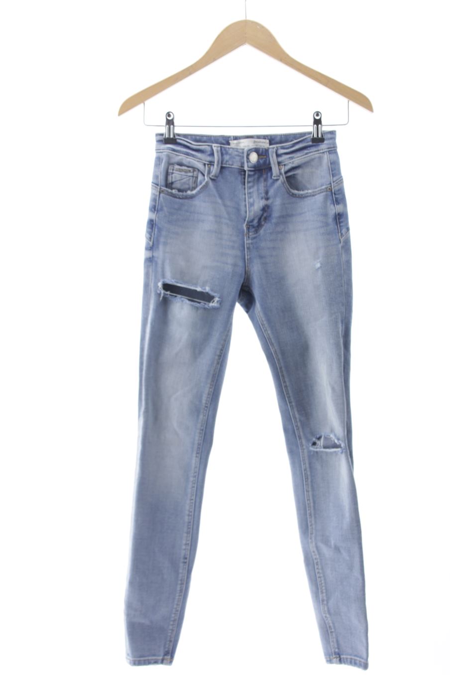 Jeans Stradivarius de la taille 32, de couleur bleu de denim