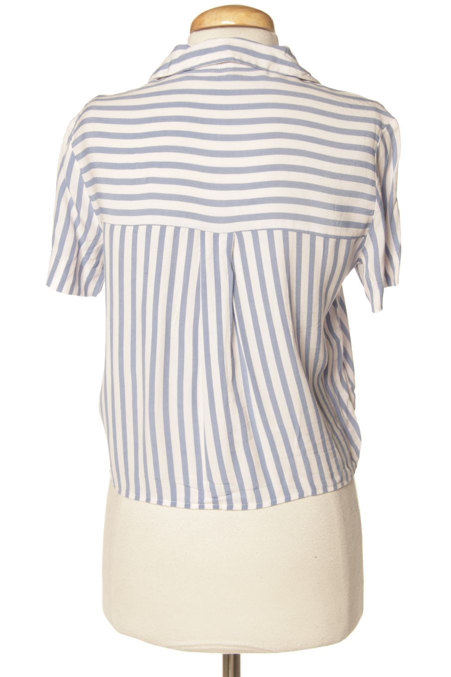 Camisa de Bershka de la talla S, de color rayas