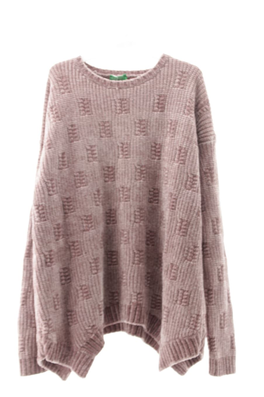 Pull Benetton de la taille 11 ans avec une étiquette