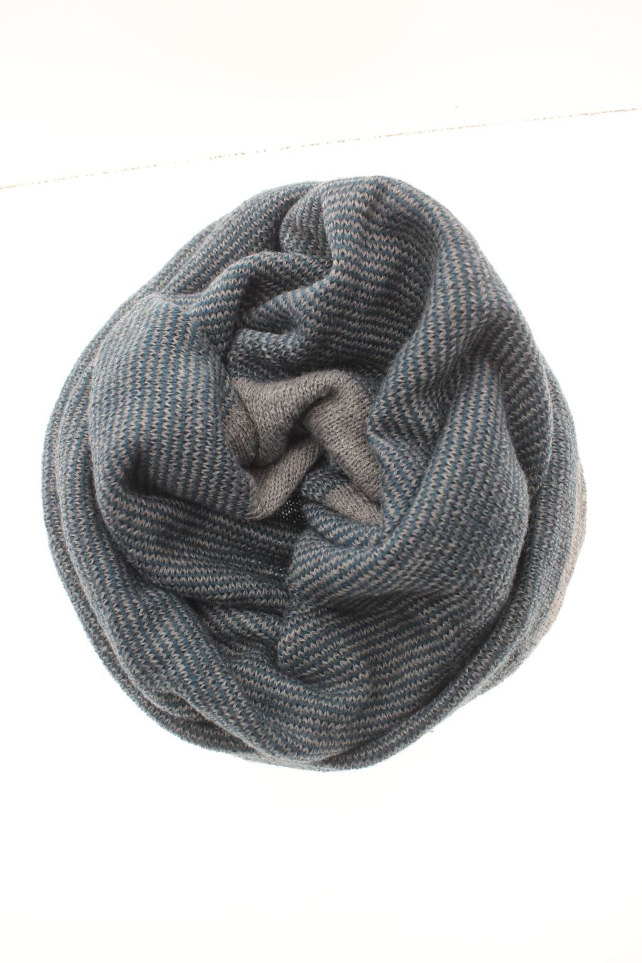 Bufanda de PERCENTIL de la talla 2-4 años de segunda mano