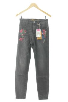 Jeans 36 Desigual, photo 1 sur 2