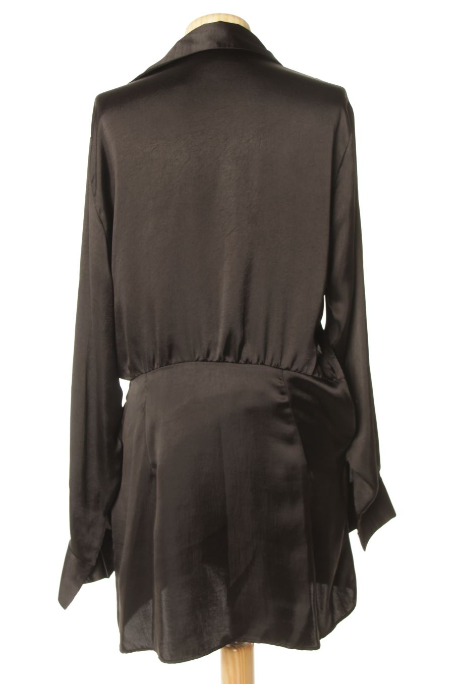 Robe casual Zara de la taille M, de couleur noir