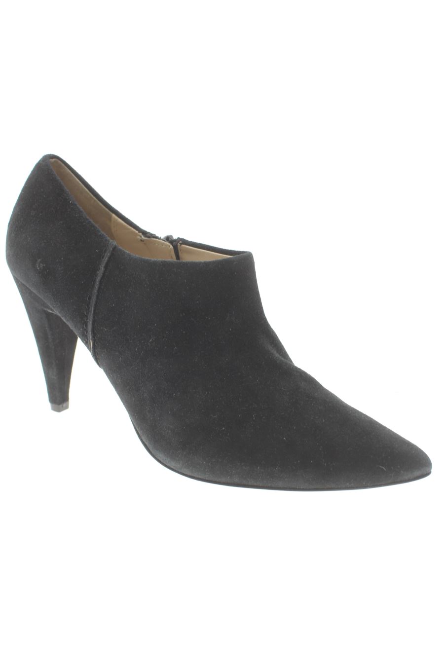 Zapatos de tacon de Zara de la talla 39, de color negro de