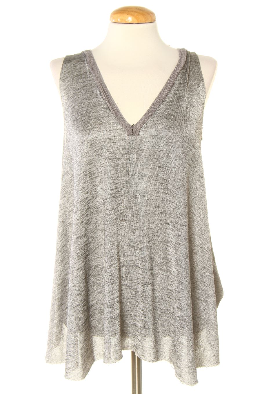 Top Zara de la taille M, de couleur gris