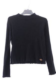 Pull 10 ans Canada House