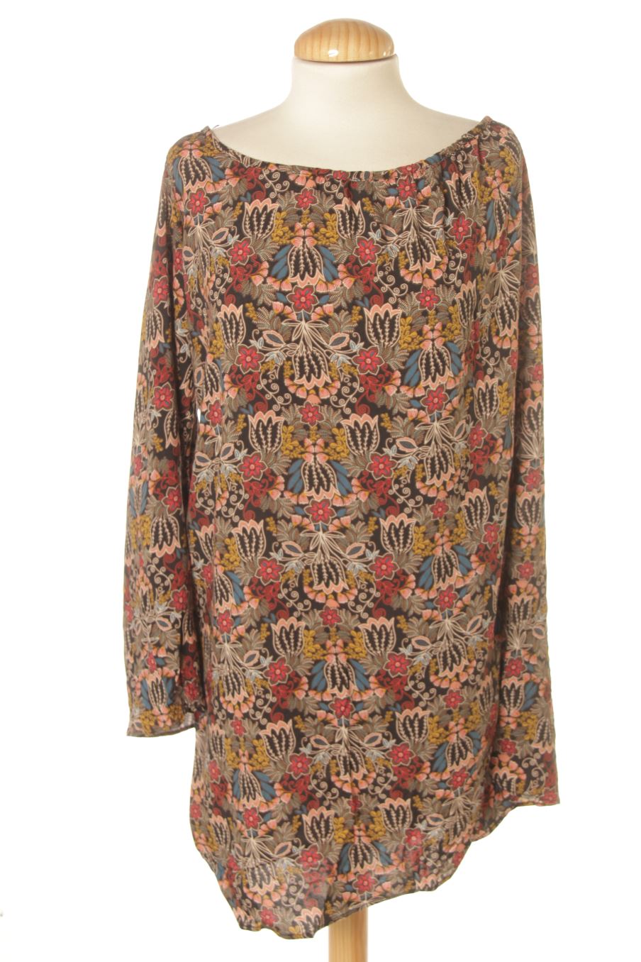 Robe casual trf (ZARA) de la taille M, de couleur imprimés