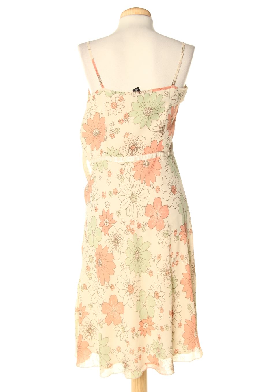 Robe casual H&M de la taille 38, de couleur fleurs