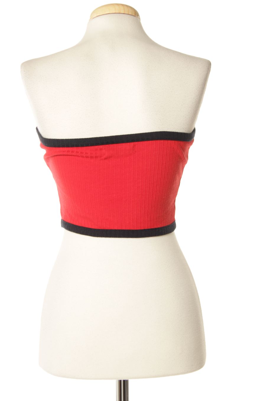 Top Bershka de la taille L, de couleur rouge