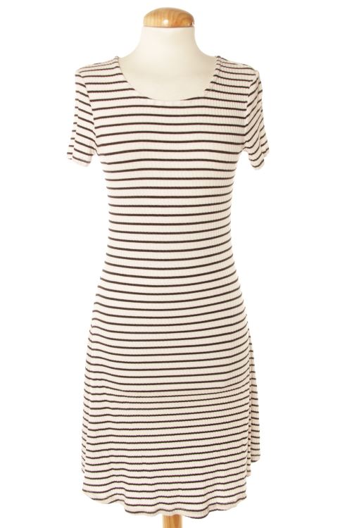 Einfaches Kleid