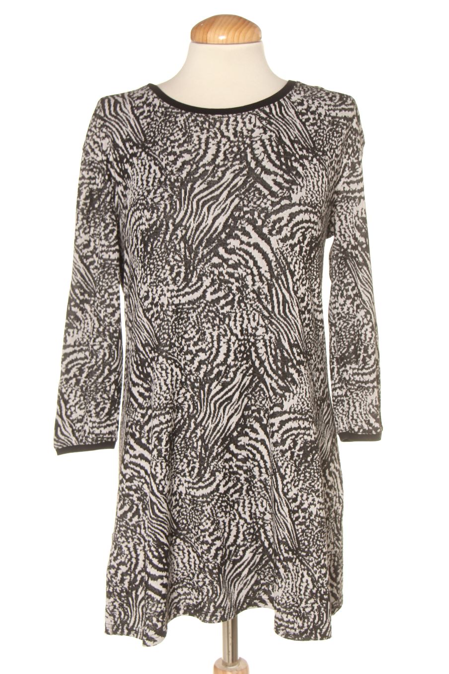 Pull Promod de la taille L, de couleur noir