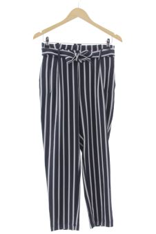 Pantaloni 36 Stradivarius, foto 1 di 2