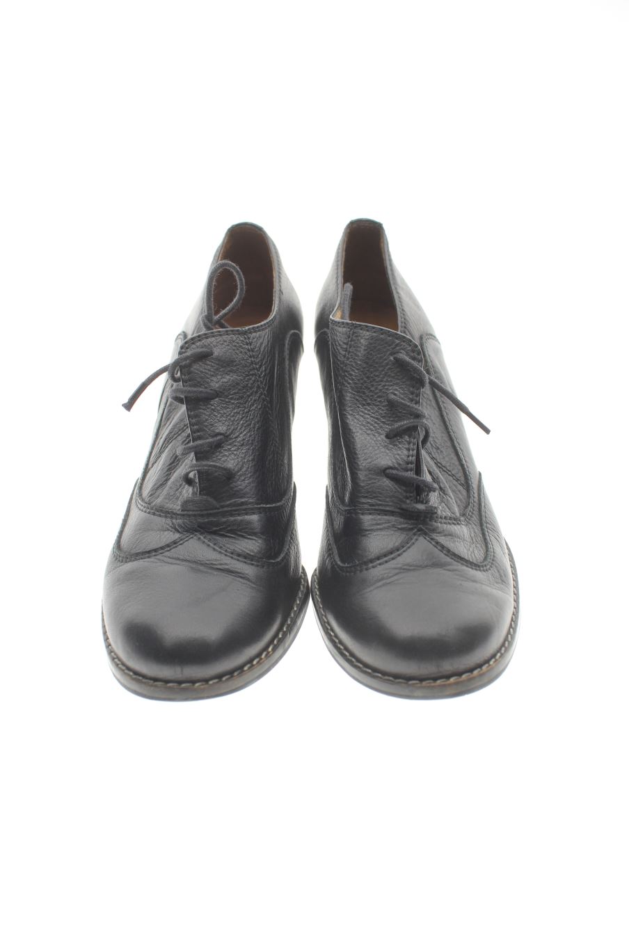 Zapatos de tacon de gadea de la talla 38, de color negro de