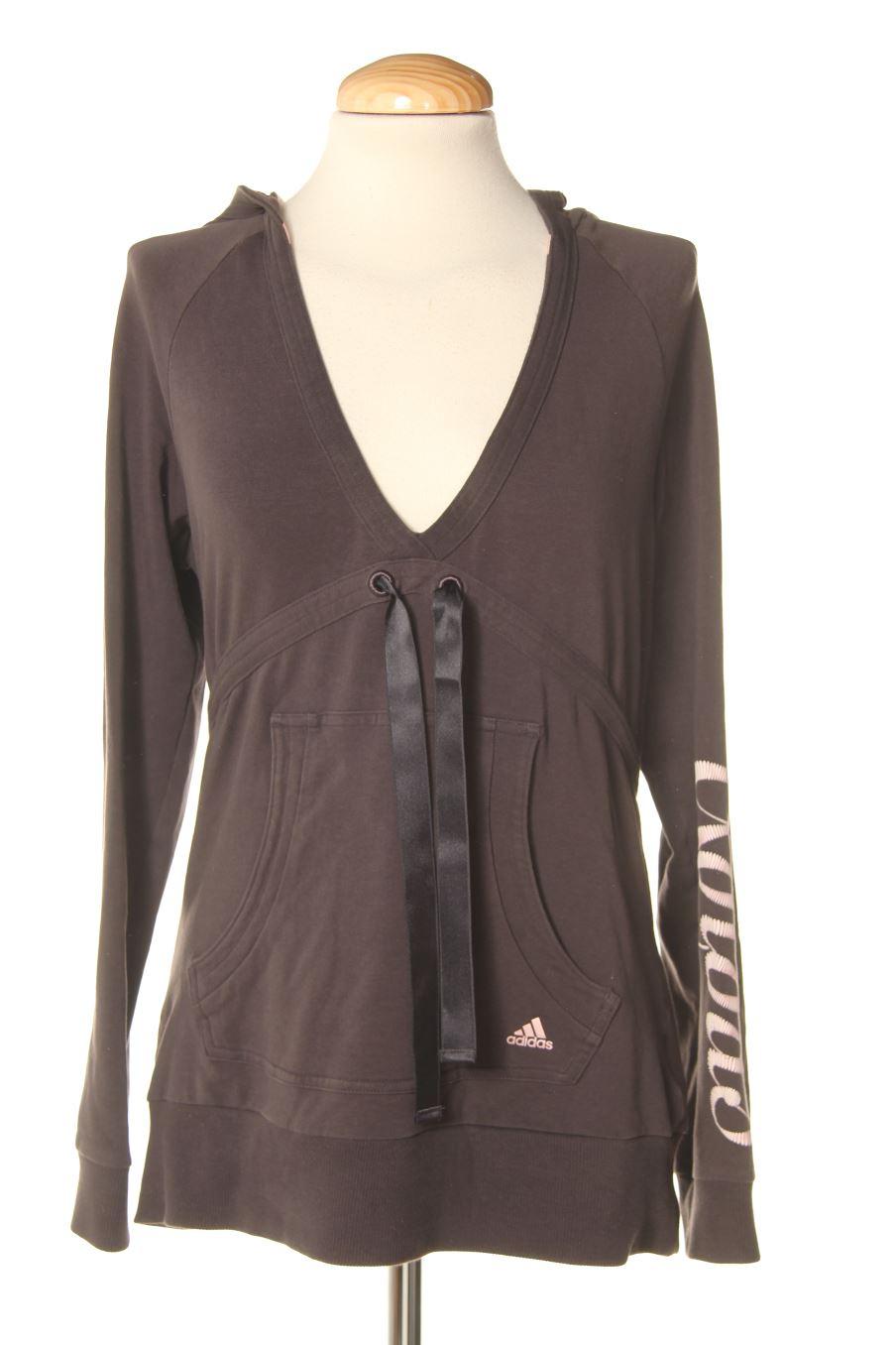 Sweat Adidas de la taille 40, de couleur gris
