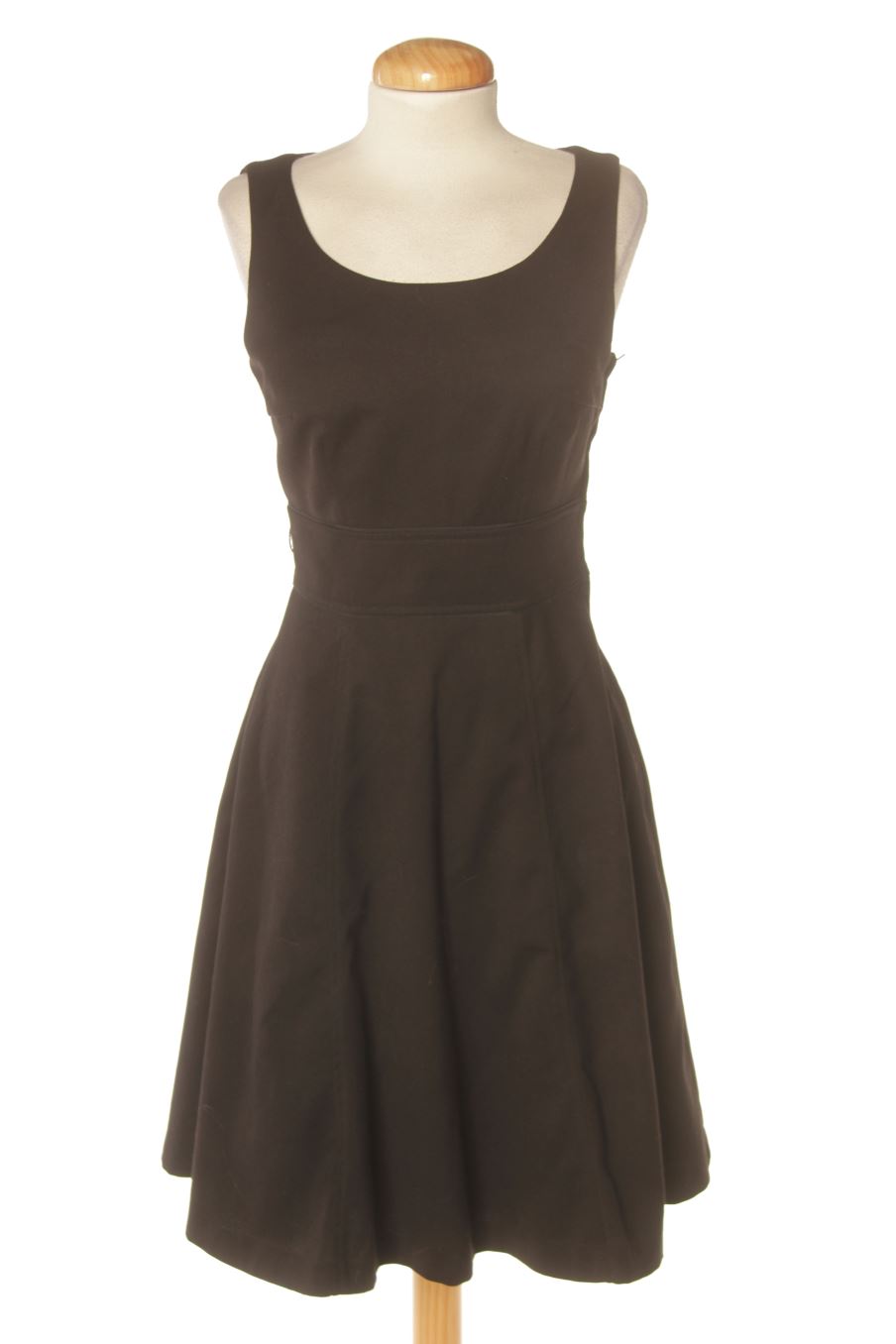 Vestido casual de H&M de la talla 34, de color negro