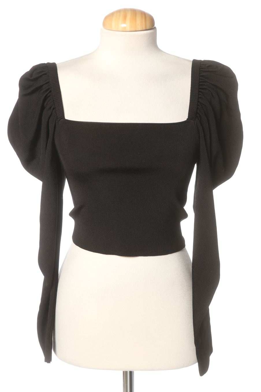 Pull Zara de la taille S, de couleur noir