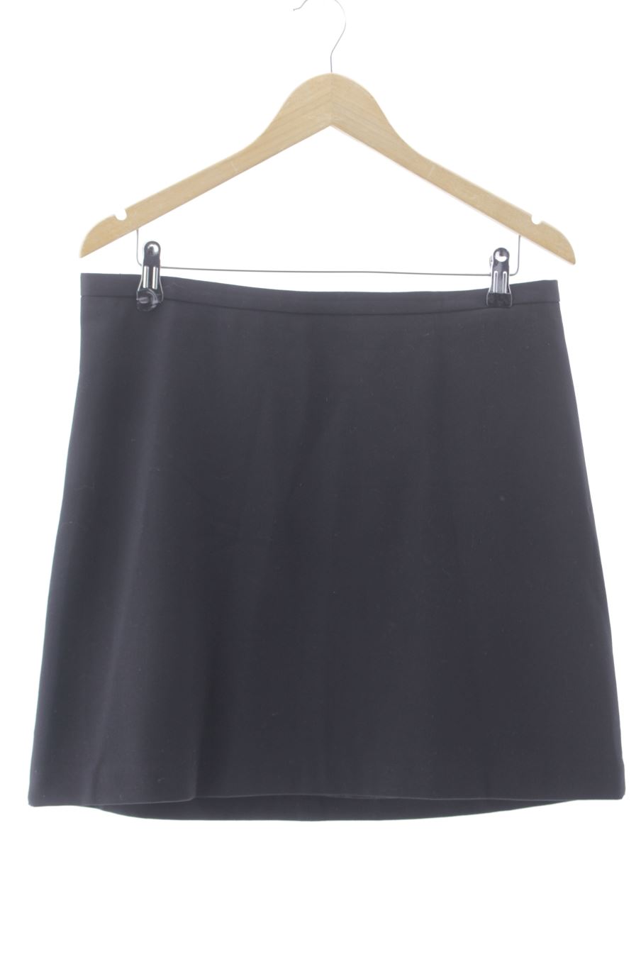 Falda de H&M de la talla 42, de color negro