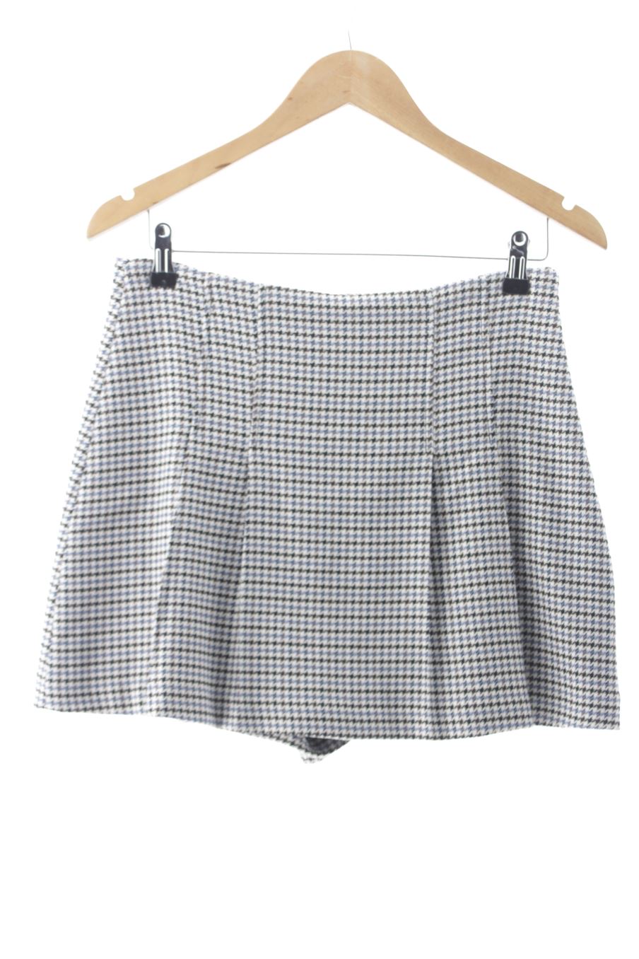 Falda de Zara de la talla M, de color cuadros