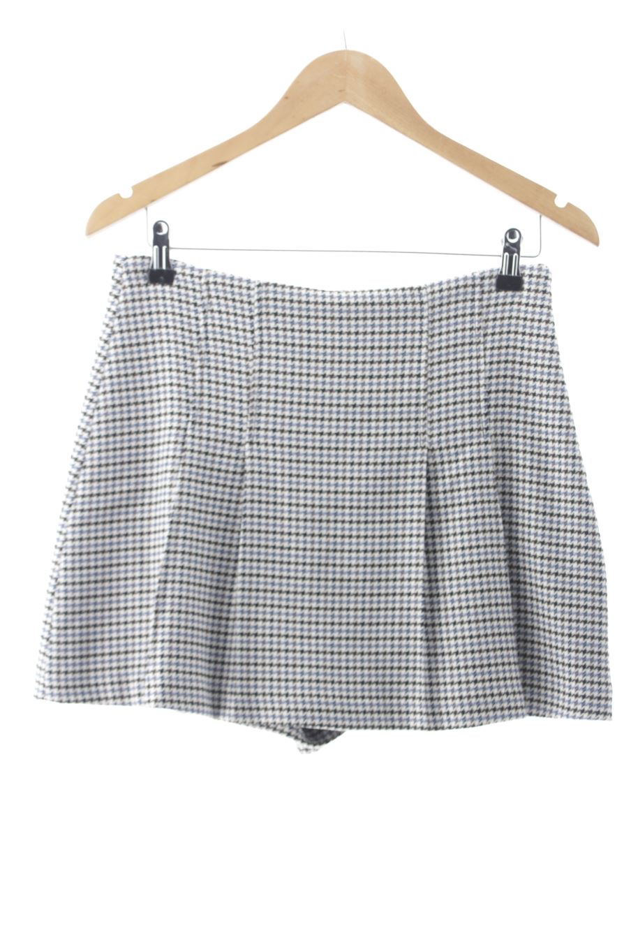 Falda de Zara de la talla M, de color cuadros