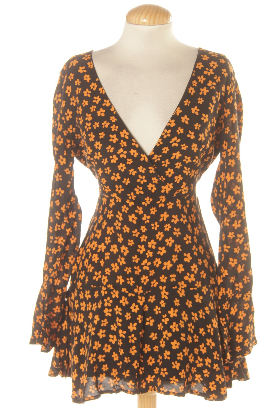 Combinaisons Zara de la taille M, de couleur fleurs
