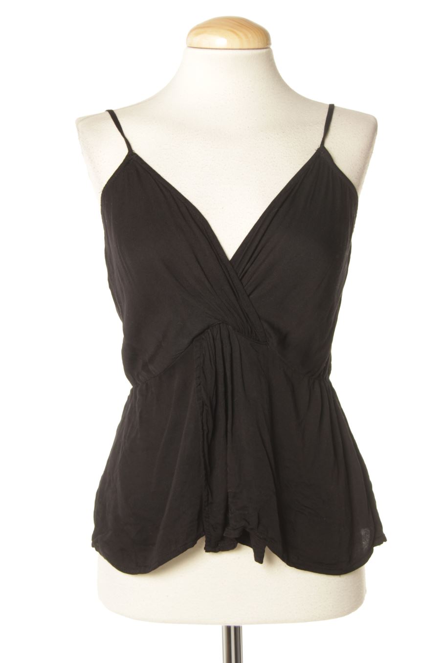 Top Oysho de la taille S, de couleur noir