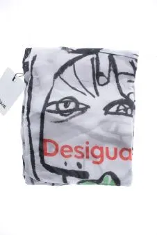 Fular Única Desigual, foto 1 de 2