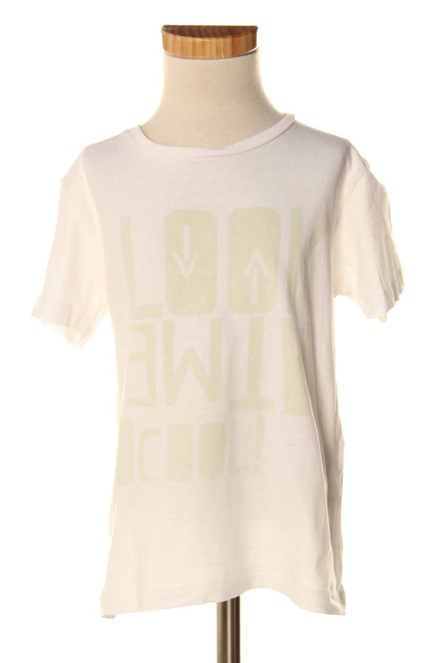 T-shirt ZY de la taille 4 ans de seconde main