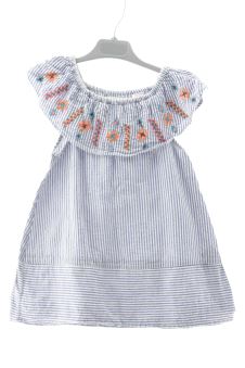 Aufwändiges Kleid 104 Zara