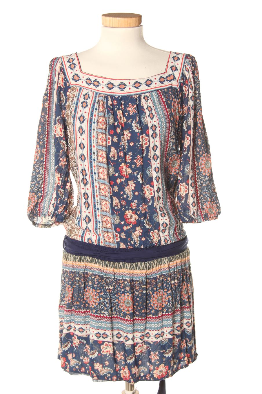 Robe casual Fórmula Joven de la taille 38, de couleur imprimés