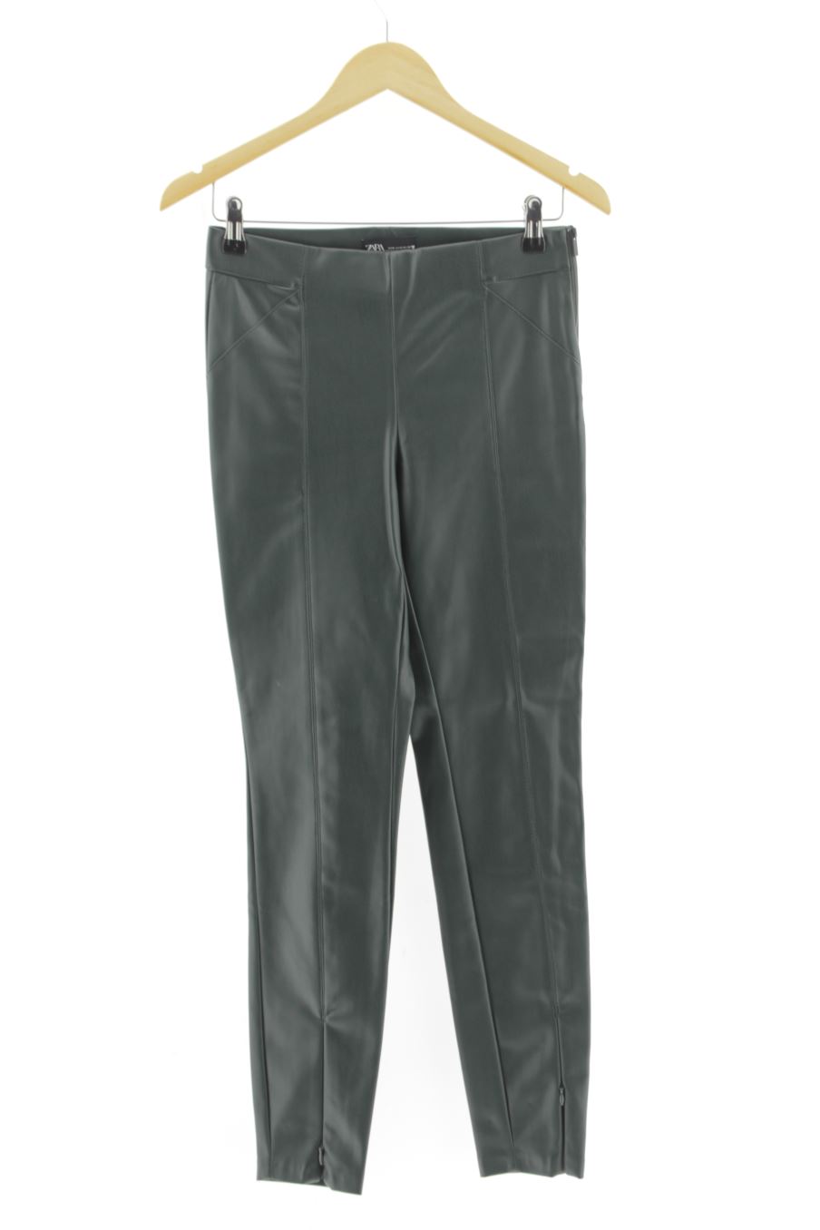 Pantalón de Zara de la talla S, de color verde de sintético