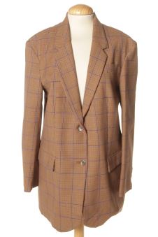 Blazer 42 Attic And Barn