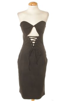 Aufwändiges Kleid 42 PRETTYLITTLETHING