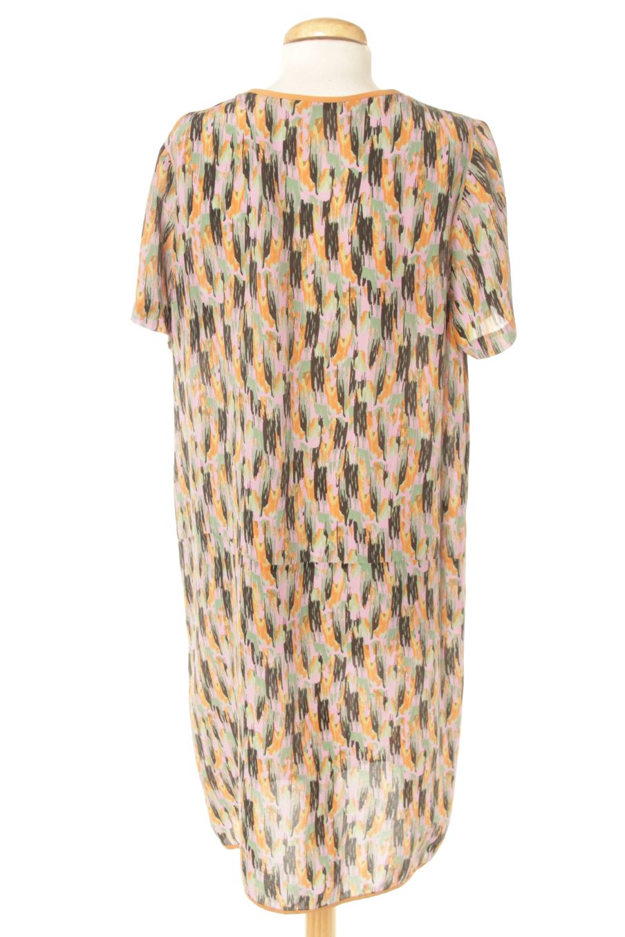 Robe casual BIMBA Y LOLA de la taille M, de couleur imprimés de soie