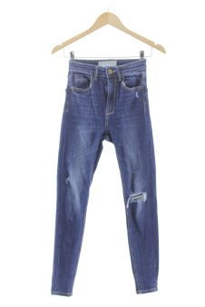Jeans 32 Stradivarius, photo 1 sur 2